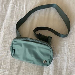 Lululemon Everywhere Belt Bag Tidewater Teal NWT